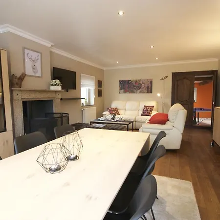 La Petite Maison Maqua Σπίτι διακοπών Bouillon